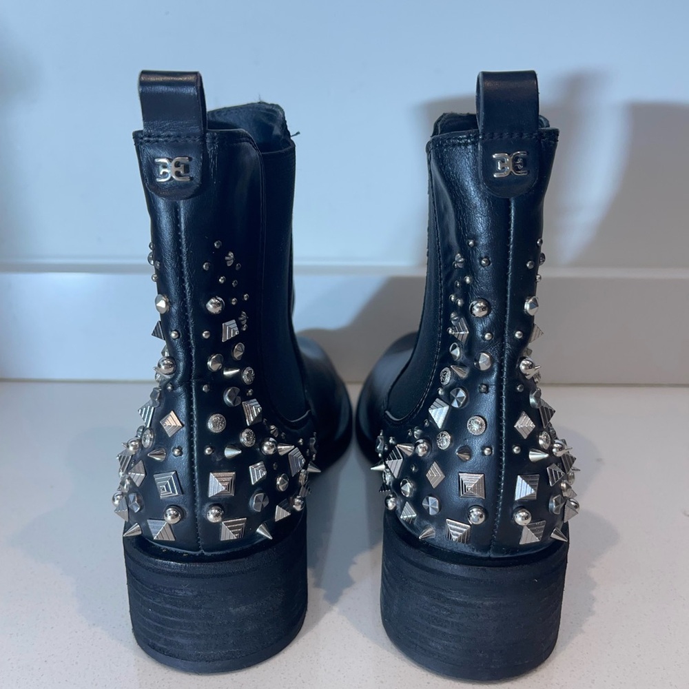$190 Sam Edelman silver Studded Chelsea Boots Dover Moto Black leather sz 8 - Picture 12 of 15
